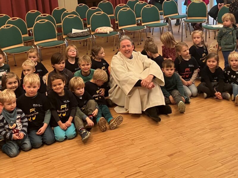 Kleinkindergottesdienst in Sandelzhausen