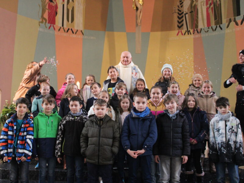 Annahmefeier der Erstkommunionkinder in Mainburg