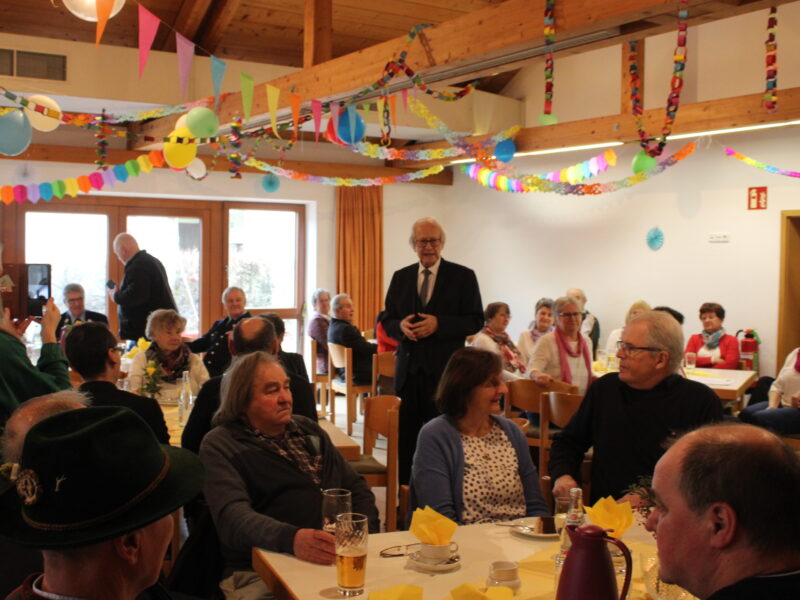 80. Geburtstag von Pfarrer Hertl – Ein Fest der Dankbarkeit und Freude