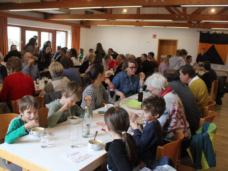 Fastensuppenessen in Mainburg